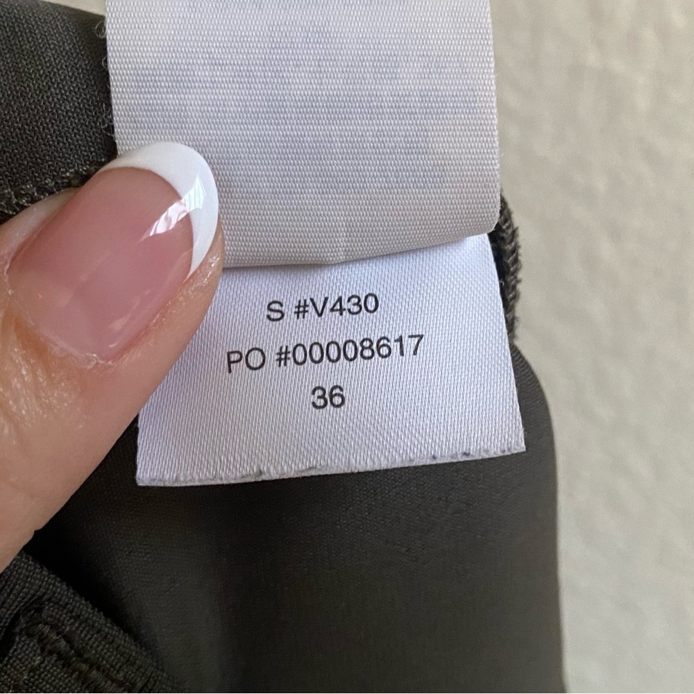 Vuori Meta Pant Athletic Slim Fit in Dark Oregano - Picture 10 of 10